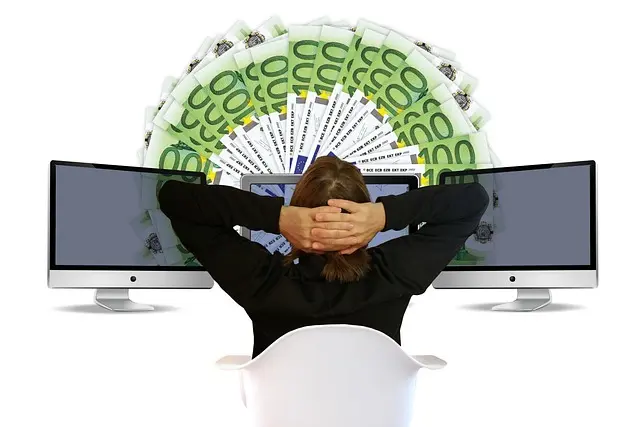 Cómo aprovechar tus habilidades para ganar dinero fácil en línea