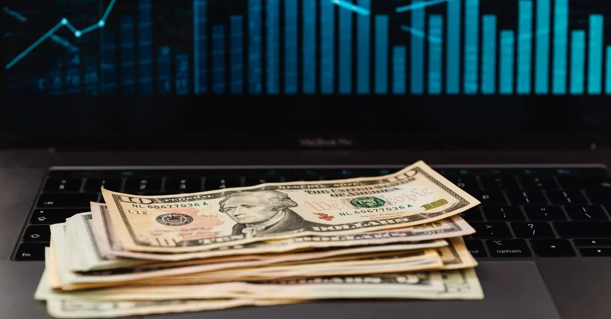 Estrategias para ganar dinero con YouTube