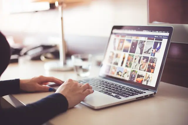 Cómo ganar dinero fácil con tus habilidades digitales