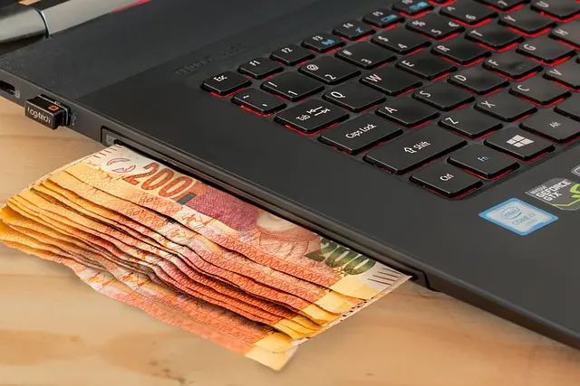 Cómo ganar dinero fácil con la venta de productos digitales